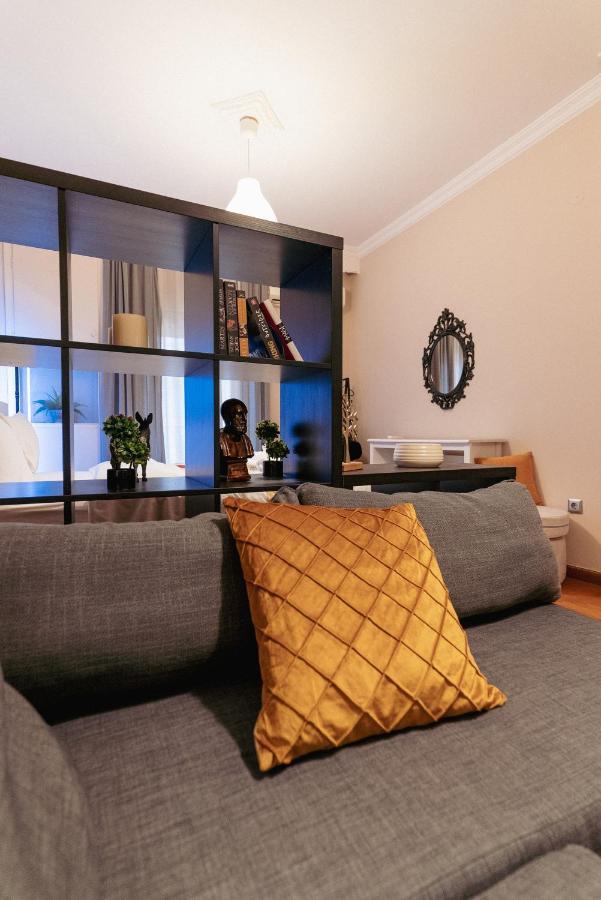Charming 85Sqm Apartment With Panoramic City-Views Солун Екстериор снимка